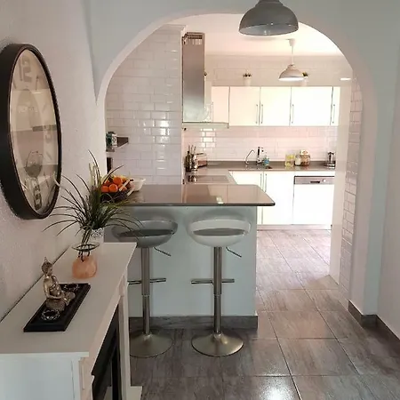 Detached With Private Pool In Torrevieja
